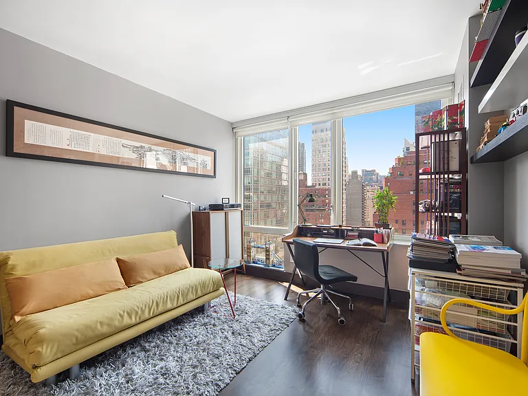 250 E 53rd St #1704 — Photo 11