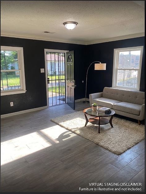 2nd image of 2118 Turner Ave