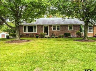 39 Warrington Rd, Dillsburg, PA 17019