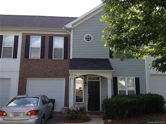 5th image of 2396 Woodridge Dr