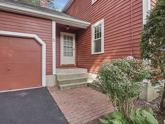3rd image of 6 Carp Rd