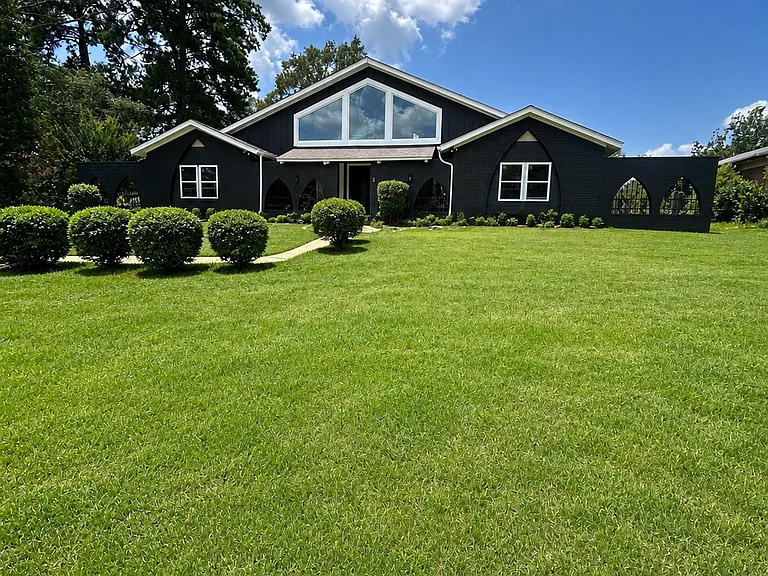 5143 Brookleigh Dr — Photo 1