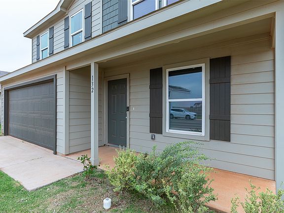 4th image of 132 Sage Brush Dr