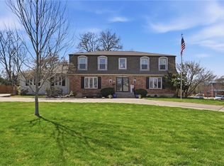 4950 Parish Dr, Roeland Park, KS 66205