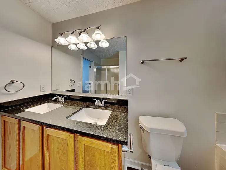 4513 Edgarton Dr — Photo 12