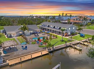 12200 Shoreview Dr, Cape Coral, FL 33993