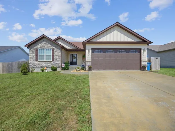 709 Greenfield Ct, Farmington, MO 63640