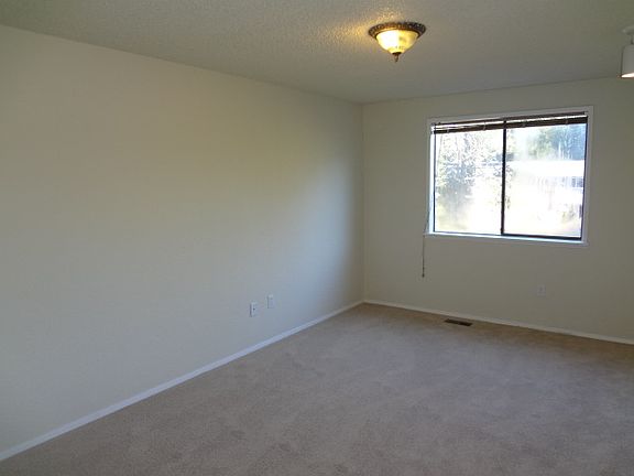 5th image of 13209 SE 336th Pl