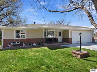 8614 S 39th St, Bellevue, NE 68147