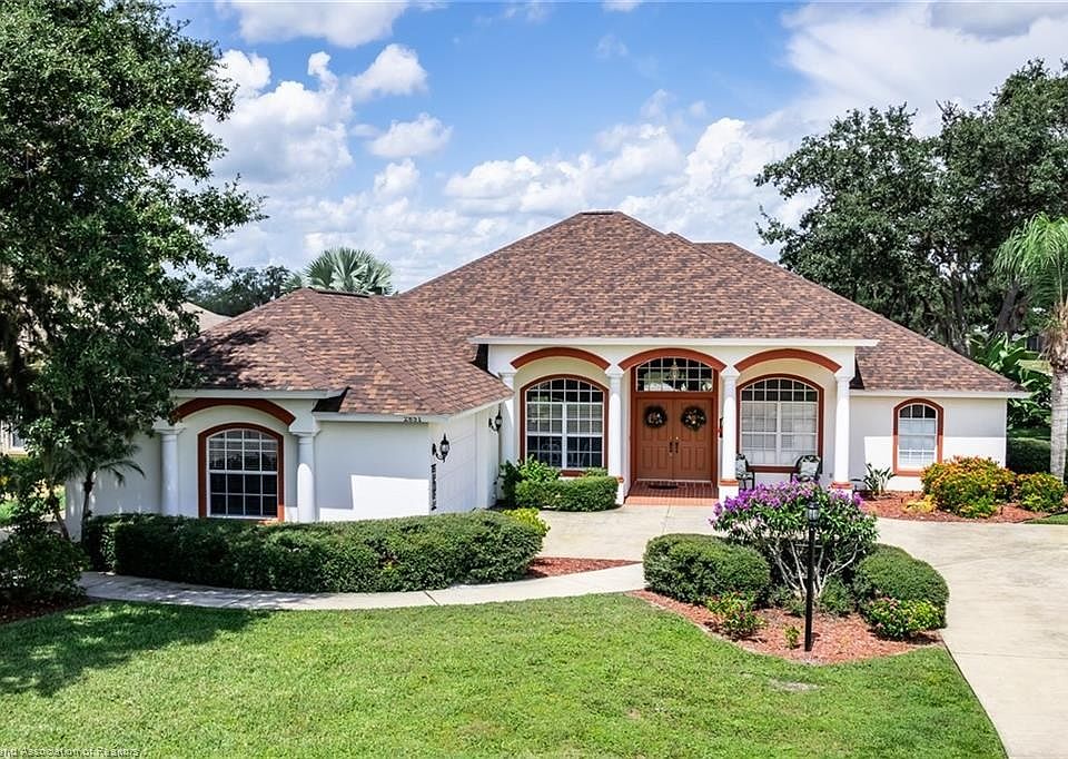 1st image of 2851 Briarwood Ln