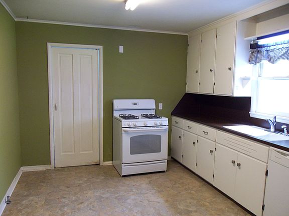 Large Country Kitchen