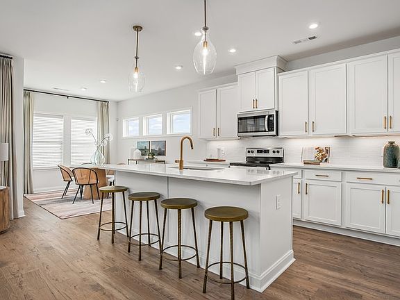 5th image of 545 Hailey Hts