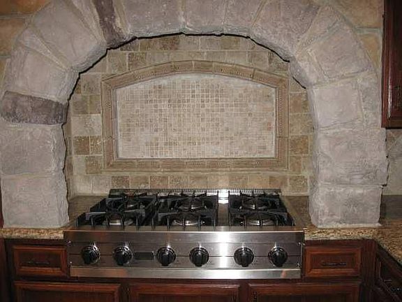 5th image of 1655 Oxford Ct