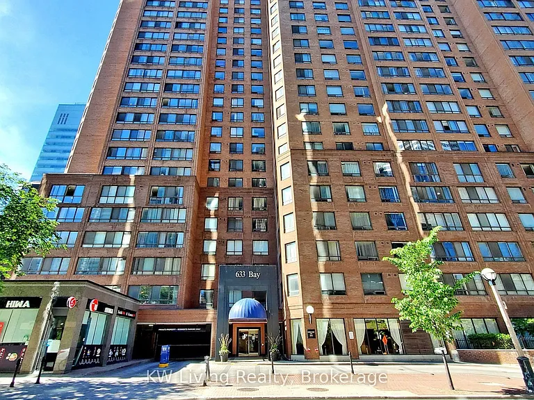 633 Bay St #814 — Photo 3