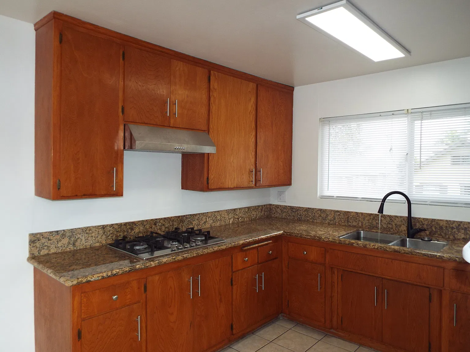 219 Newport Ave — Photo 3