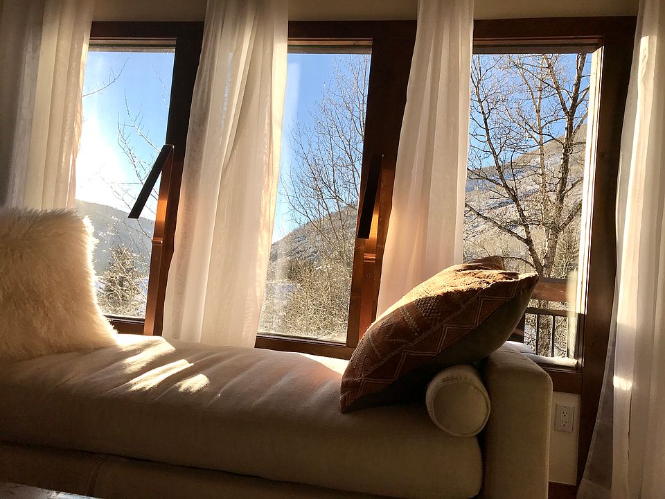 A most relaxing place to enjoy mountain living, sunsets, or rest in the late day in the sun after skiing.