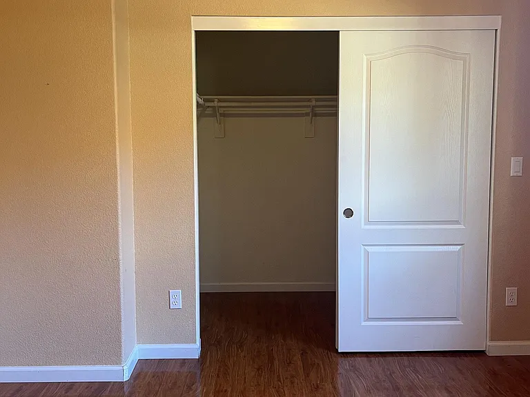2229 Zittel Dr — Photo 9