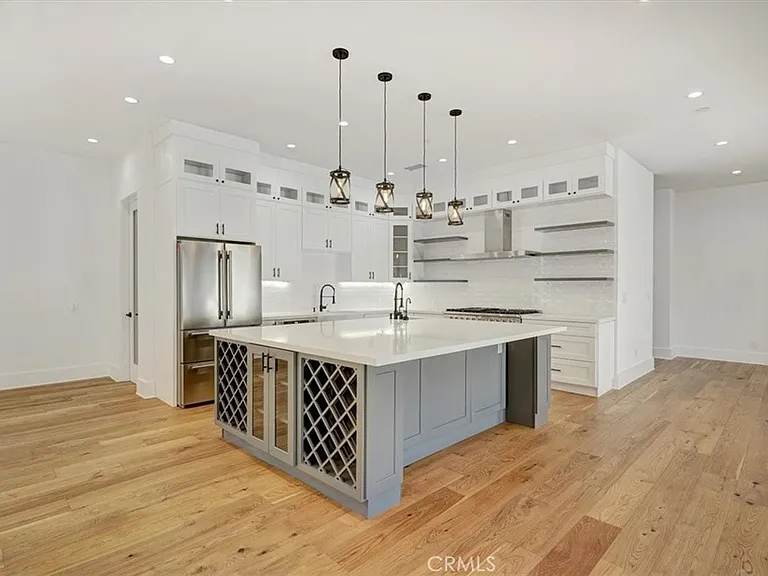 5520 Woodlake Ave — Photo 9