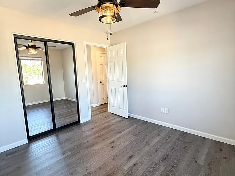 7350 Goleta Ave — Photo 12