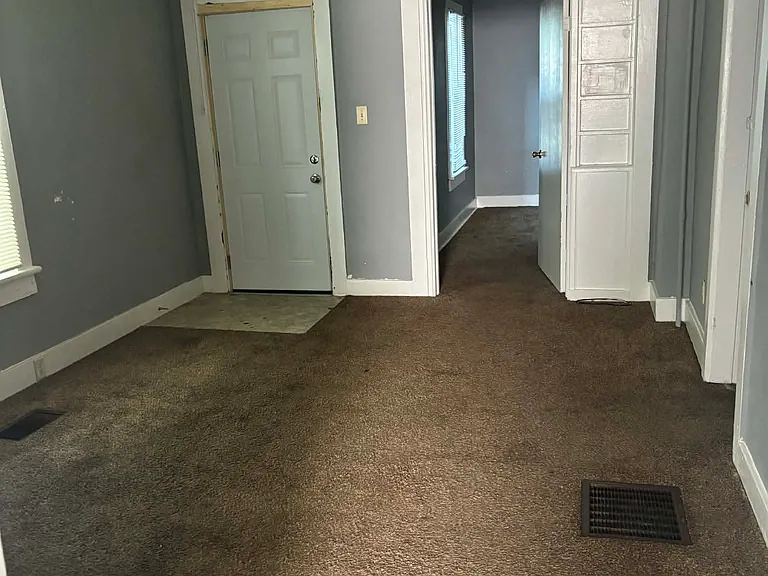 1419 Saint Marys Ave — Photo 2