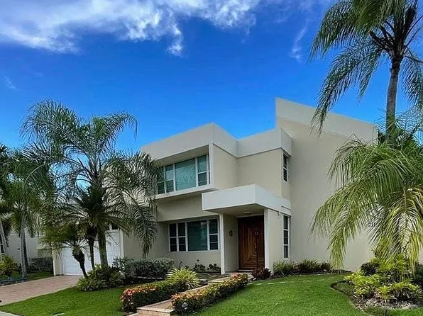 241 Carmo #J45, Dorado, PR 00646