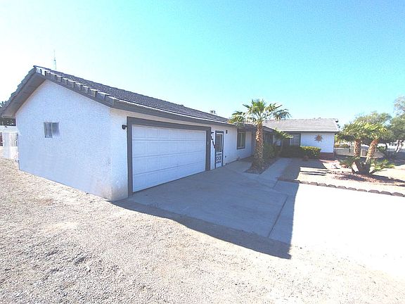 4th image of 4740 Valley Dr