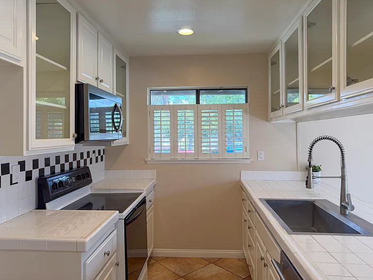 28606 Conejo View Dr — Photo 5