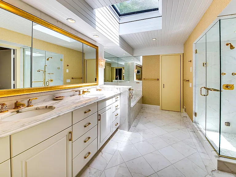 11 Glen Oak Ct — Photo 16