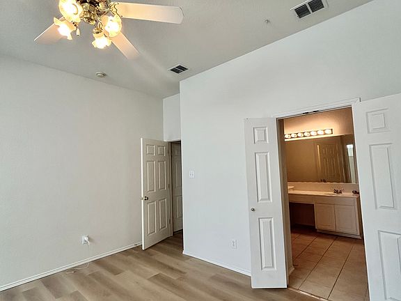 Primary Bedroom w/ Primary Bathroom