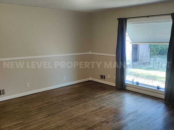 4th image of 2839 S Glenn Ave