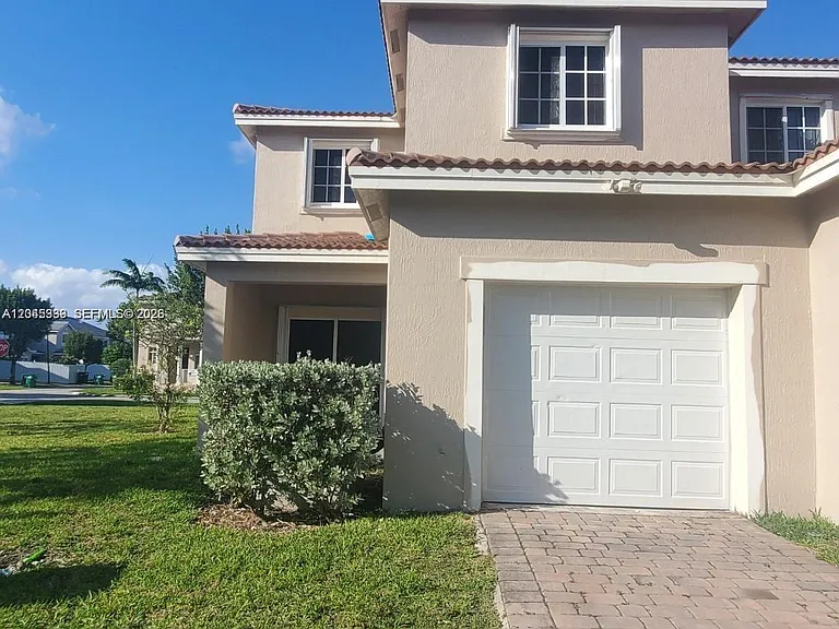 14264 SW 272nd Ln — Photo 2