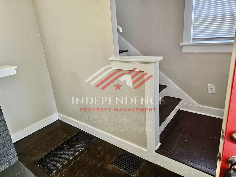 2449 Nill Ave — Photo 11