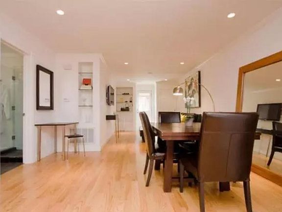 3rd image of 977 Dolores St #A