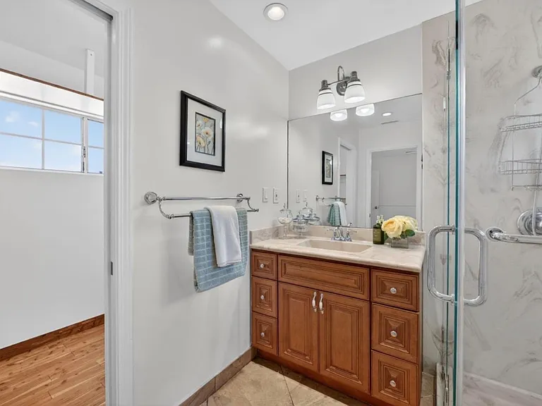 400 Hodges Ave — Photo 5