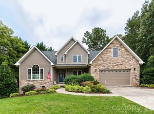 47 Drakes Meadow Ln, Arden, NC 28704