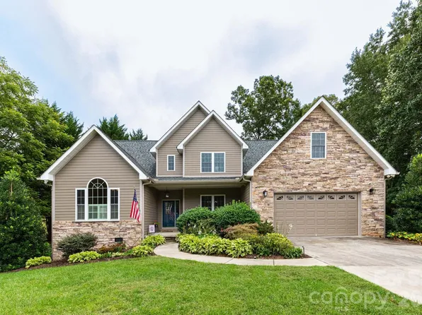 47 Drakes Meadow Ln, Arden, NC 28704