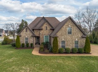 901 Larkspur Ln, Lebanon, TN 37087