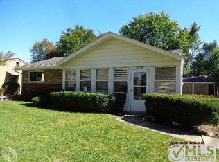 32434 Halmich Dr, Warren, MI 48092