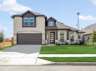 204 Sweetwater Dr, Commerce, TX 75428