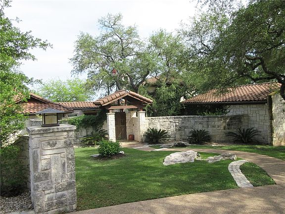 2nd image of 26101 Countryside Dr