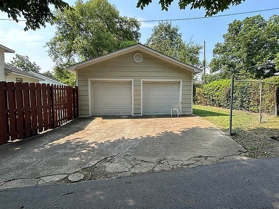 3rd image of 600 Avenue U