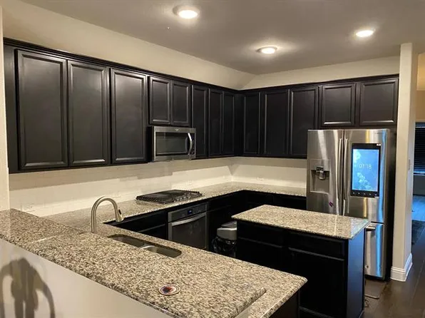 621 Bird Creek Dr, Little Elm, TX 75068