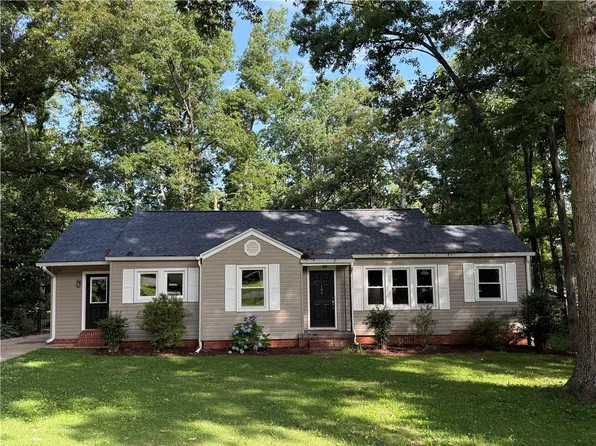 106 Evans Pl, Clemson, SC 29631