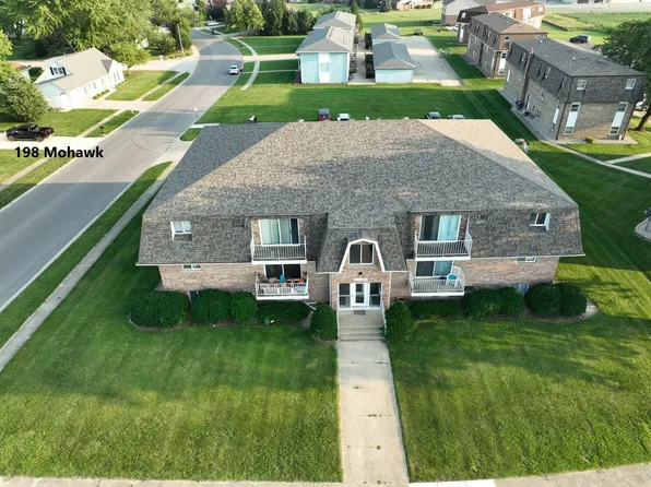 Mohawk Apartments, 198 Mohawk Dr #F4badf6da, Bourbonnais, IL 60914
