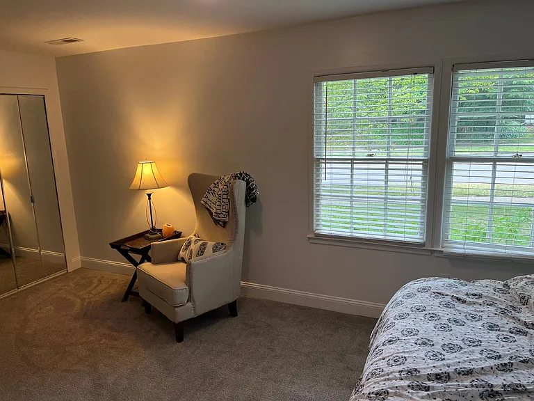 1747 Crofton Pkwy — Photo 13