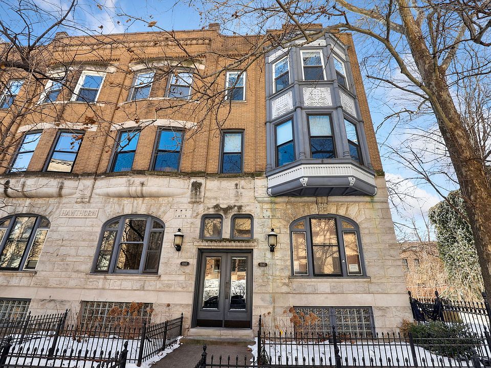 1st image of 1045 W Belden Ave #1