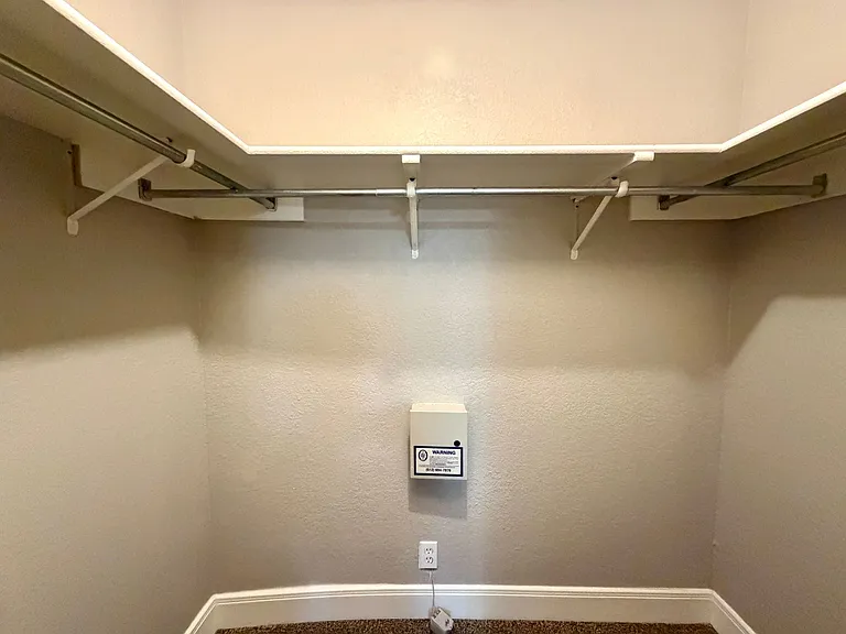 9935 Misty Plain Dr — Photo 12