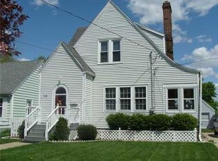 114 Kipling Blvd, Lansing, MI 48912