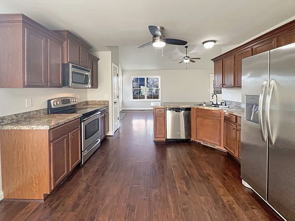 2nd image of 3458 Bradfield Dr