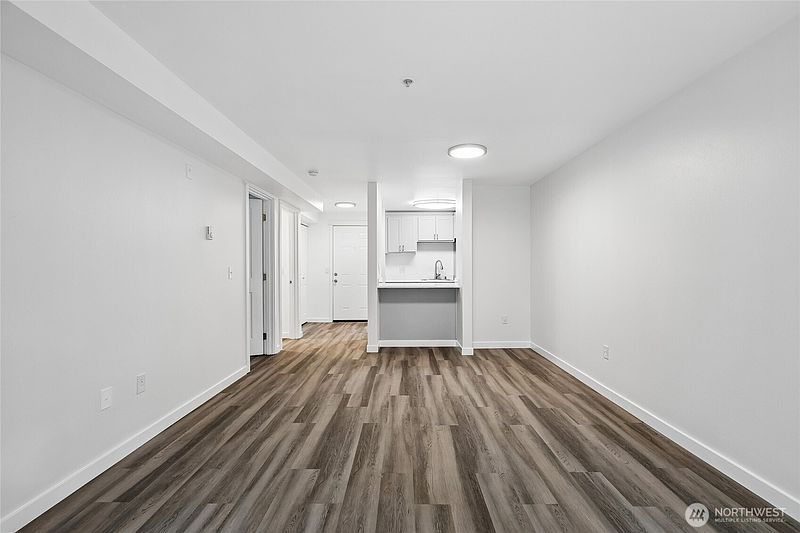5th image of 16517 Currie Road SE #B103